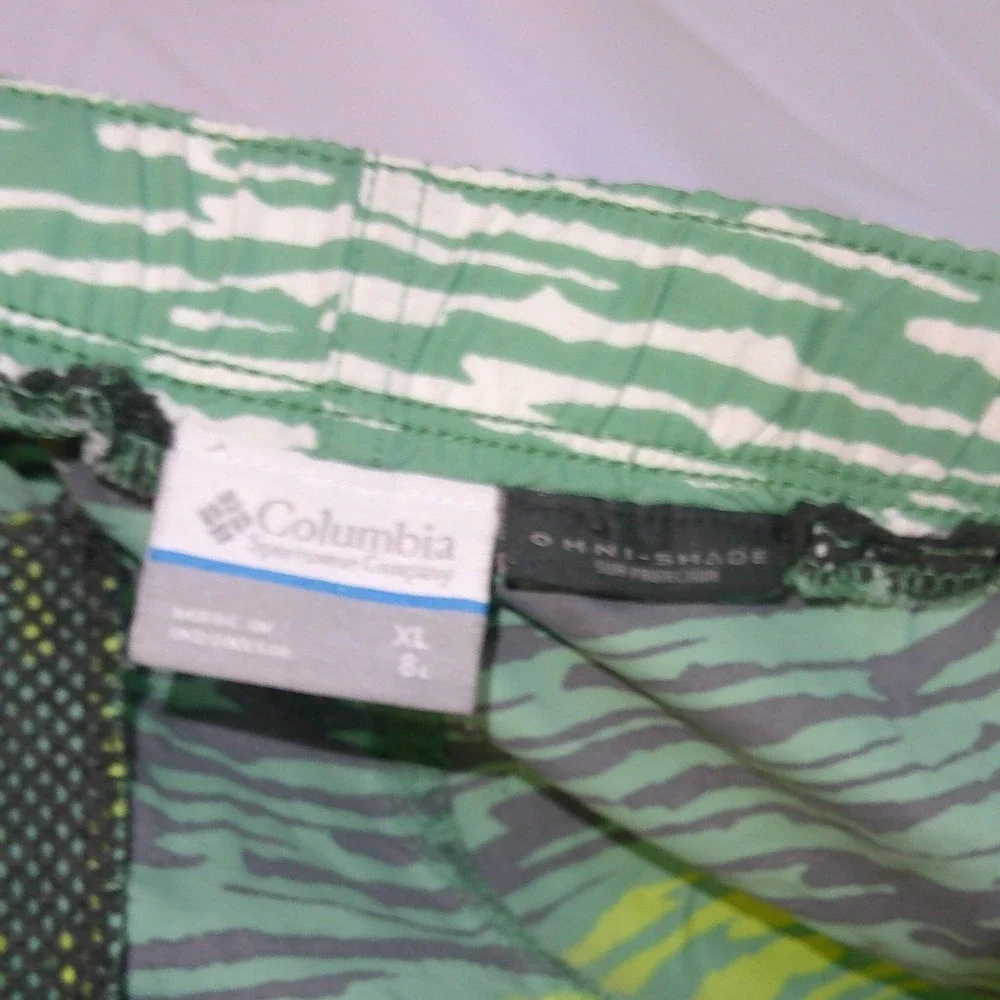 Vtg Columbia Mens XL Green Striped Omni-Shade Swim Trunks Board Shorts With Belt